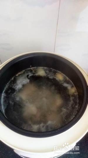 食补养生排骨山药玉米汤的做法