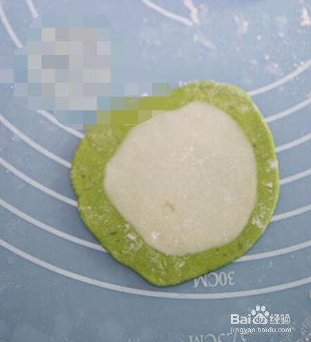 家庭版百财翡翠饺的做法步骤