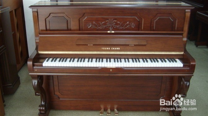 原产二手钢琴的优势
