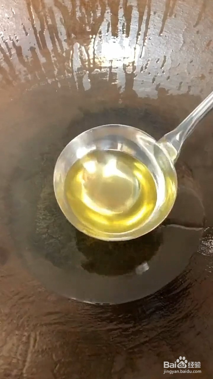 如何制作鱿鱼包饭？