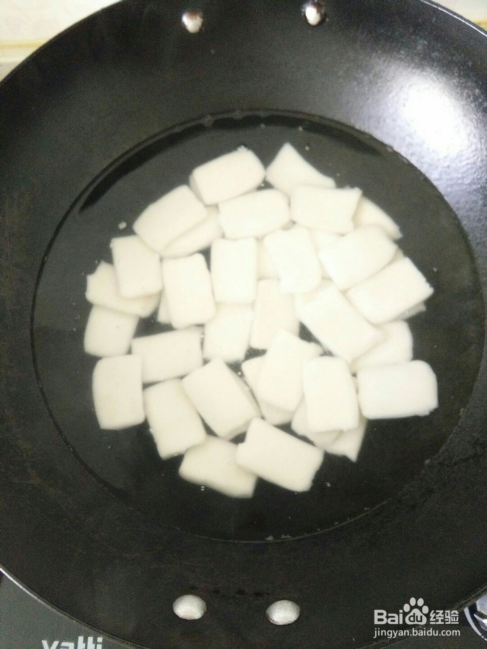 做饭小白一看就会的香肠炒年糕