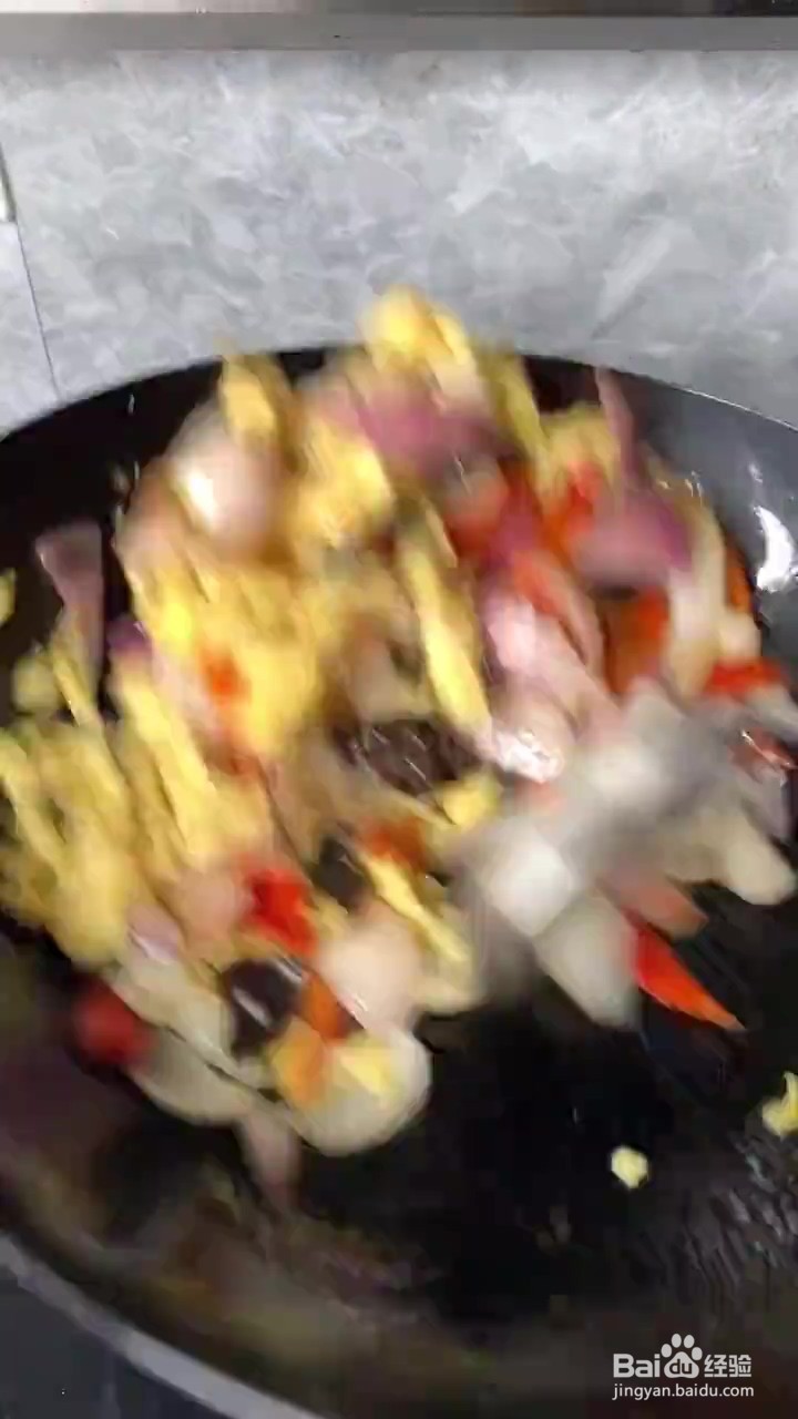 如何制作洋葱炒鸡蛋