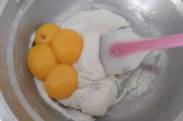 小福鼠彩绘蛋糕卷