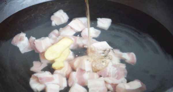 土豆桂花红烧肉