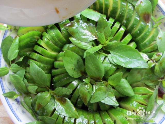荆芥拌蓑衣黄瓜