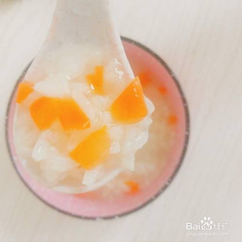胡萝卜白米粥的做法