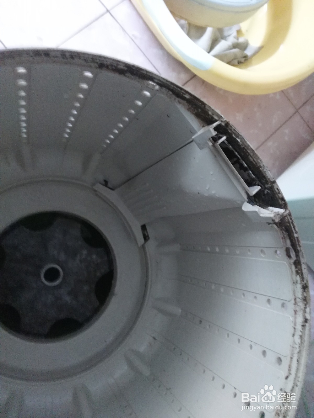 十多年的小天鹅洗衣机内桶清洗