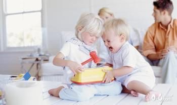 儿童口吃有哪些症状