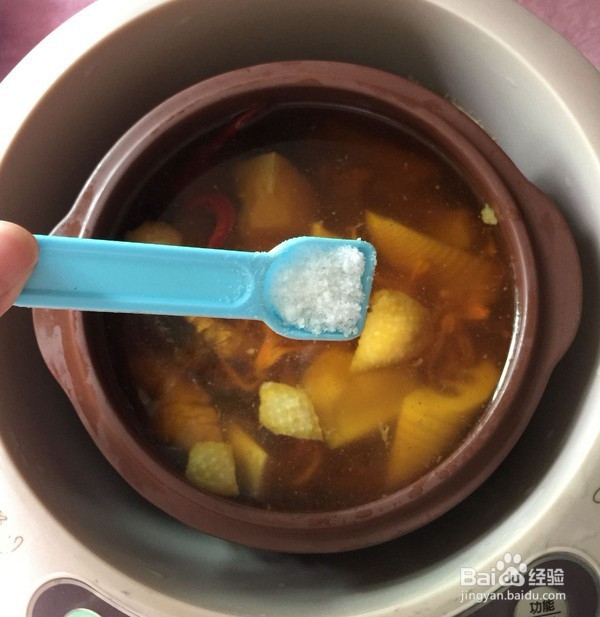 如何制作春笋土鸡汤