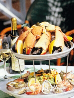 如何用葡萄酒吃出最鲜美的大闸蟹