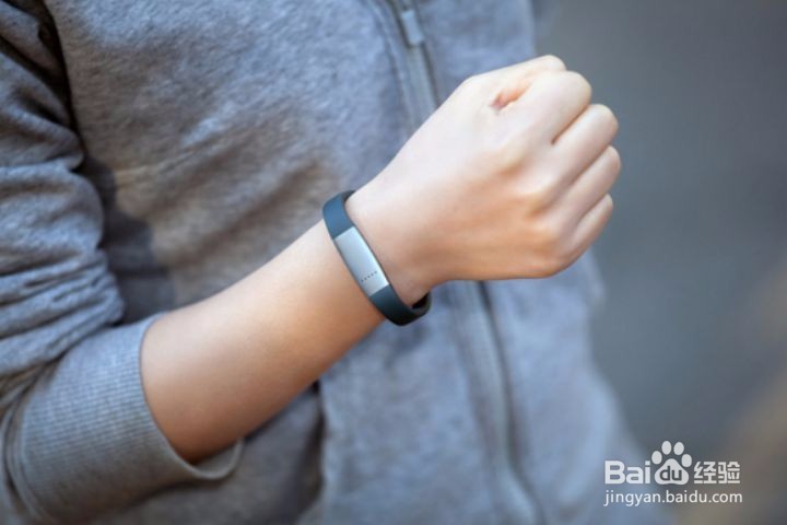 坐地铁公交车可以用什么方式刷卡付钱？