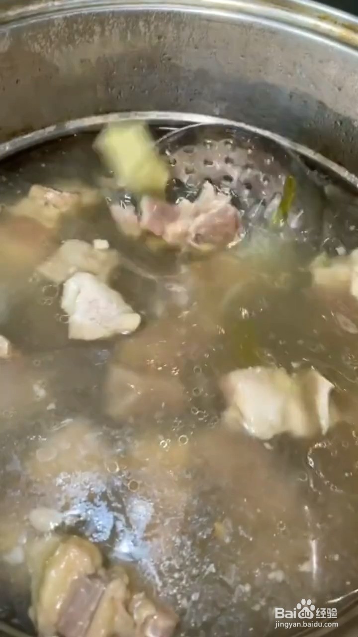 如何烹饪牛排骨