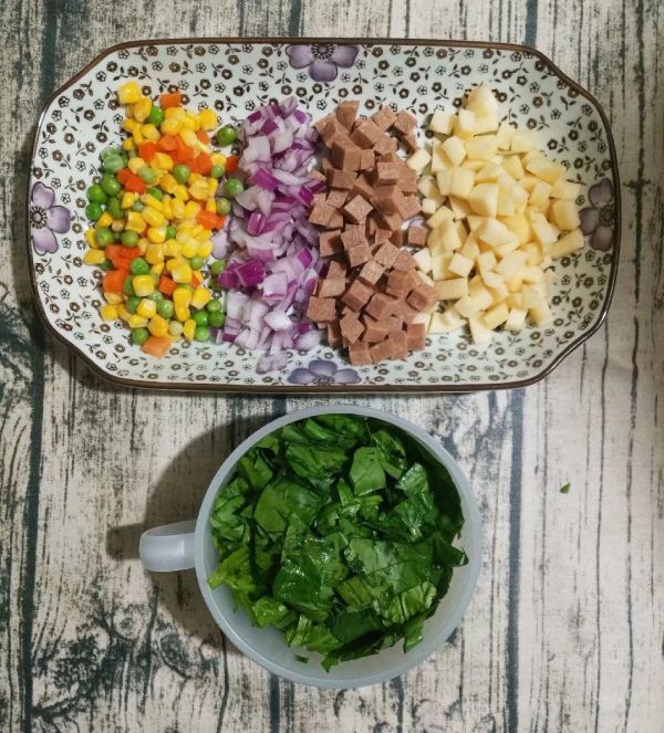 芝士蔬菜鸡蛋杯