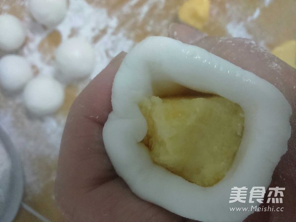 富含层次感的流沙汤圆