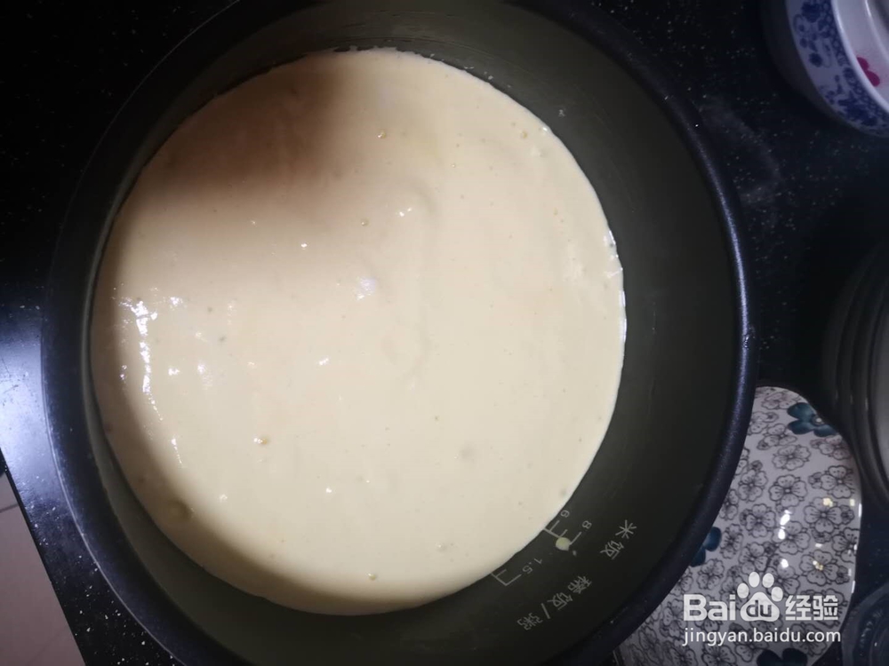 宅在家里用电饭煲做蛋糕