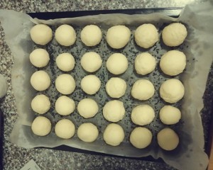 牛奶蜂蜜小餐包的做法