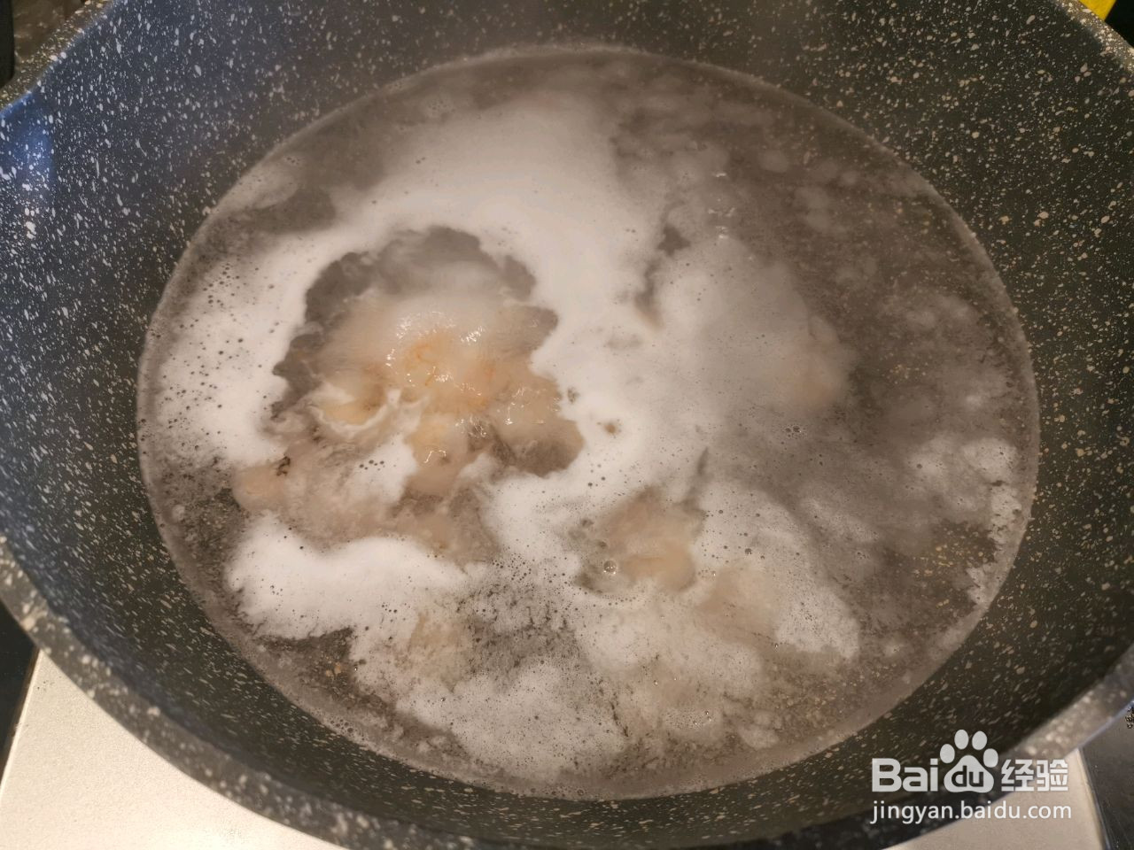 虾仁清汤面的做法