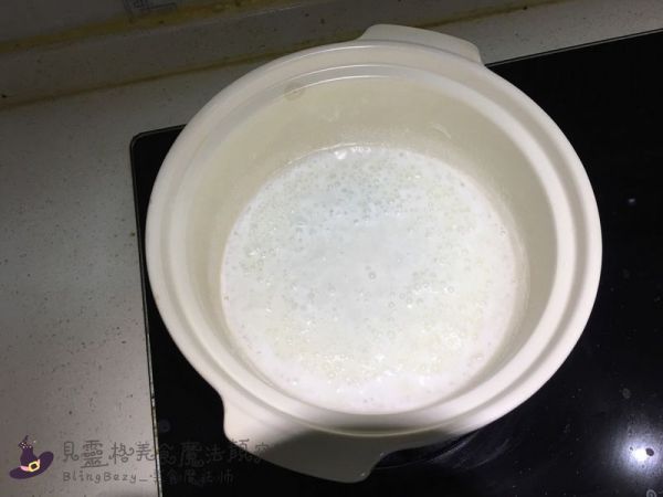 奶冻裱花马芬杯子蛋糕