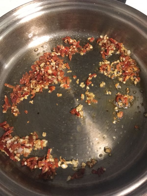 酸豆角肉沫拌米粉