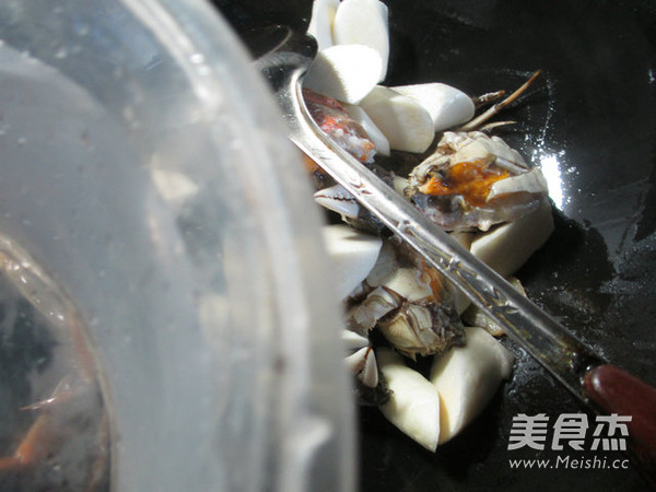 茭白烧大闸蟹