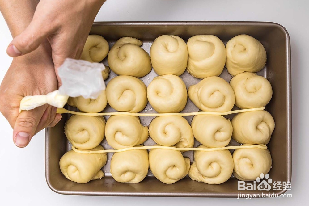 蜂蜜脆底小面包怎么做?