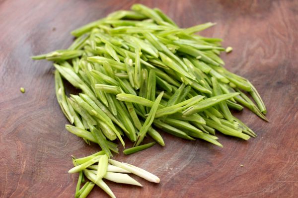 香肠辣爆芸豆丝