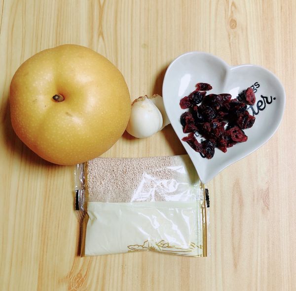 蔓越莓雪梨百合藕粉羹