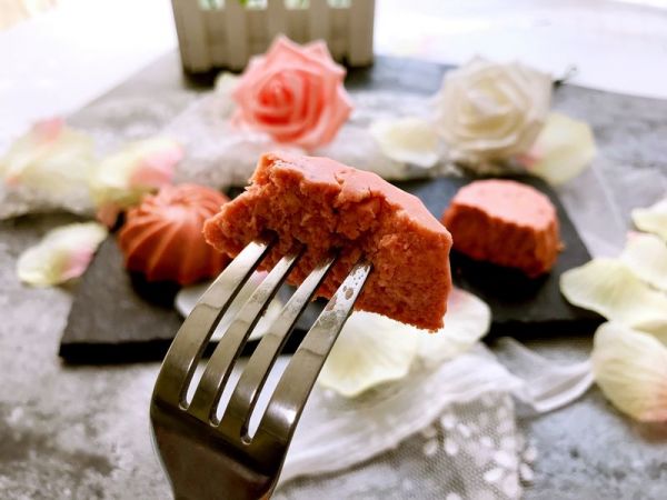 红曲芝士小蛋糕