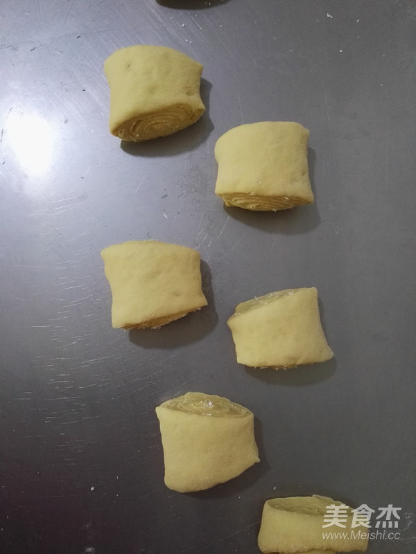 椰香面包卷的做法