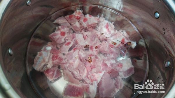 土豆烧排骨这么做超好吃