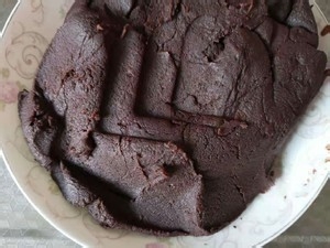蛋黄豆沙月饼的做法