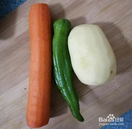 家常清炒胡萝卜土豆丝怎么做?