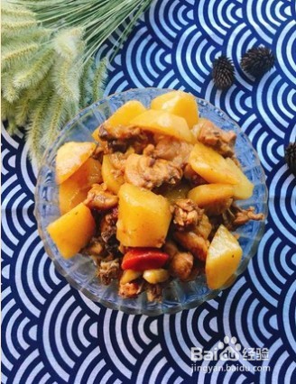 土豆炖鸡块怎么做