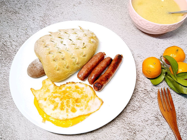 圣诞树椰蓉面包