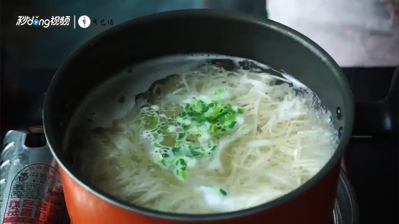 葱花鸡蛋面怎么做
