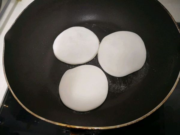 小巧精致口袋饼