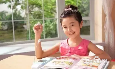 如何利用outlook发会议邀请?