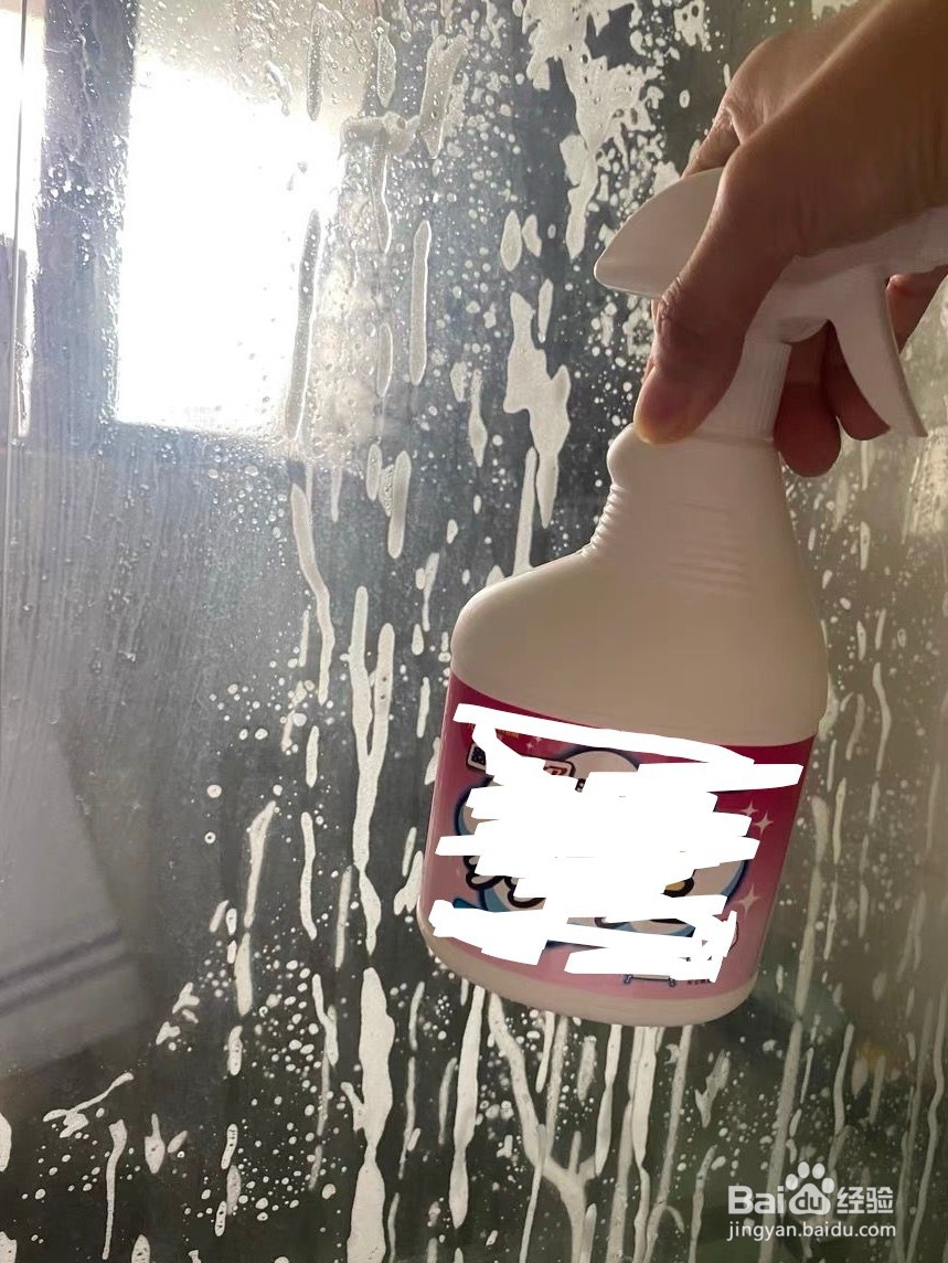 生活中简单的能擦掉镜子上水渍的办法