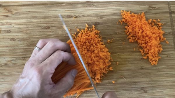 西葫芦鸡蛋素水饺