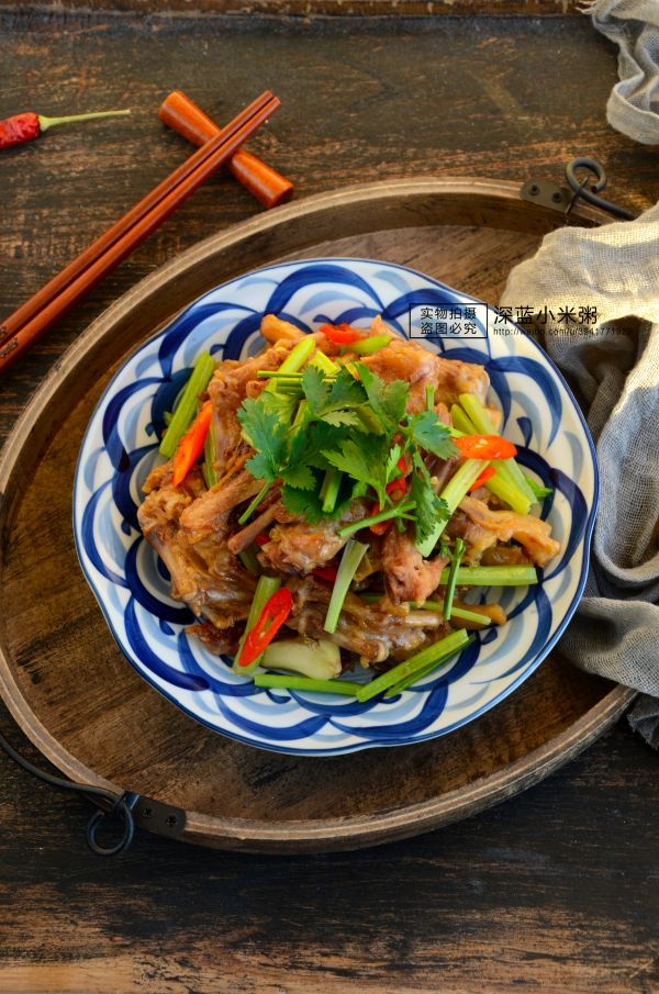 对味酱鸭#食光社干锅鸭#