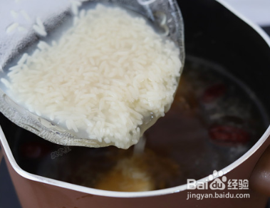 红糖酒酿荷包蛋的做法