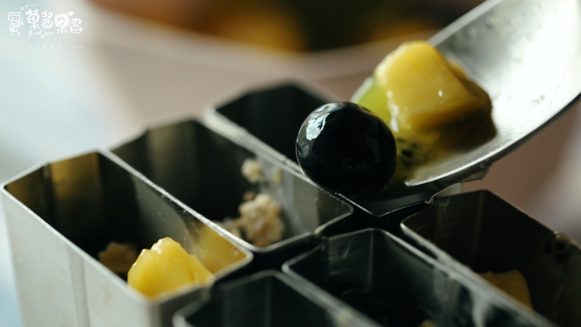 水果优格雪糕的做法,好吃不腻!