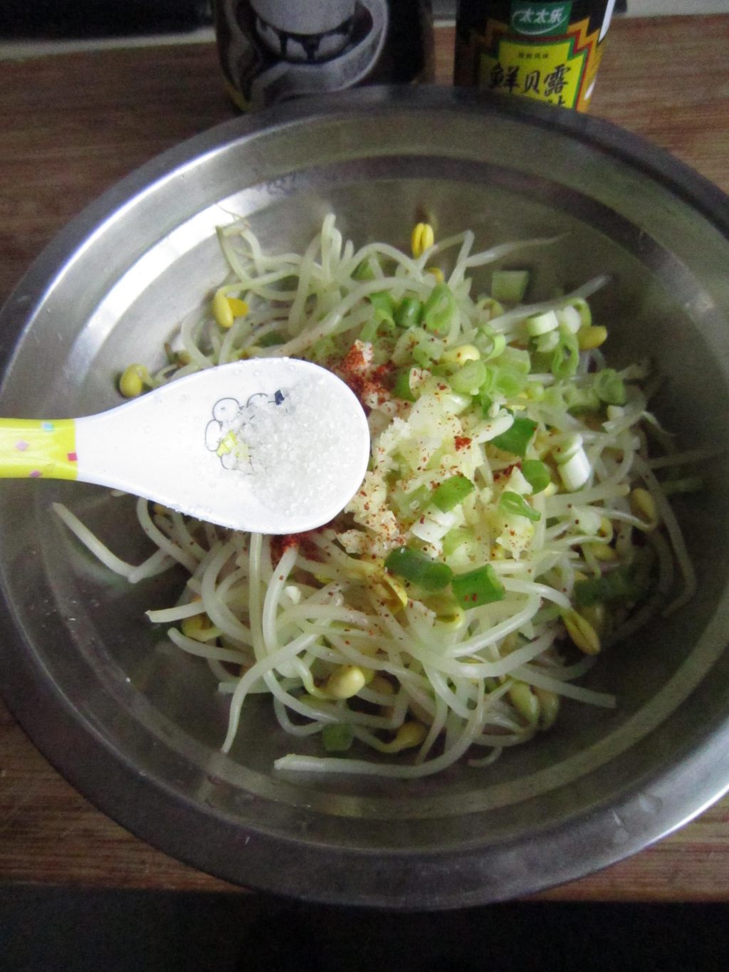 好吃的韩式拌豆芽,原来做起来这么简单!