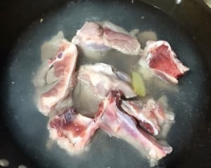 养生食补大骨冬瓜汤的做法