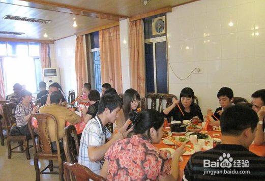 假期到了出外旅行绽莲花海门去寻一下心中的古记