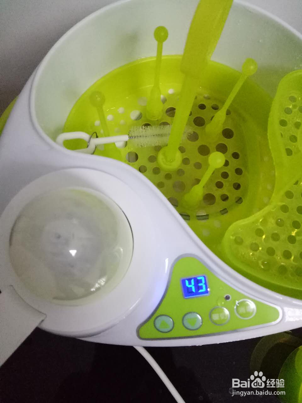 如何使用温奶消毒二合一的温奶器