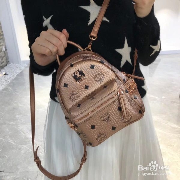 mcm 迷你 怎么背好看