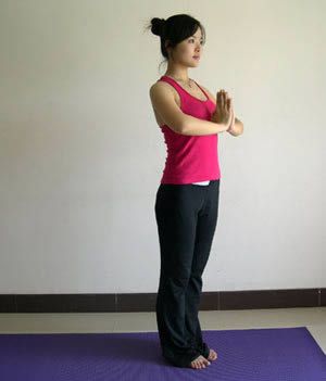 【瑜伽】瑜伽美女教你瘦身瑜伽