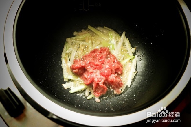 肉丝焖面怎么做