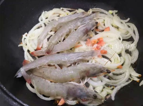 滋味海鲜蔬菜粥